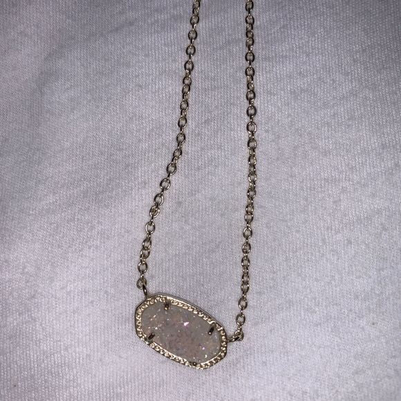 Kendra Scott necklace - Picture 2 of 2